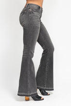 Load image into Gallery viewer, Judy Blue Flare Fit Mid Rise
