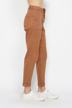 Load image into Gallery viewer, Judy Blue High Waisted Cuffed Camel
