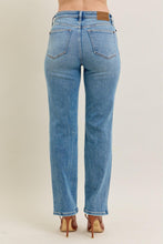 Load image into Gallery viewer, Judy Blue JB8607 Victoria Vintage Straight Jeans

