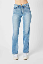 Load image into Gallery viewer, Judy Blue JB88794 High Waist Tummy Control Contrast Wash Straight Jeans
