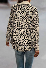 Load image into Gallery viewer, Button Down Long Sleeves Leopard Pocket Jacket
